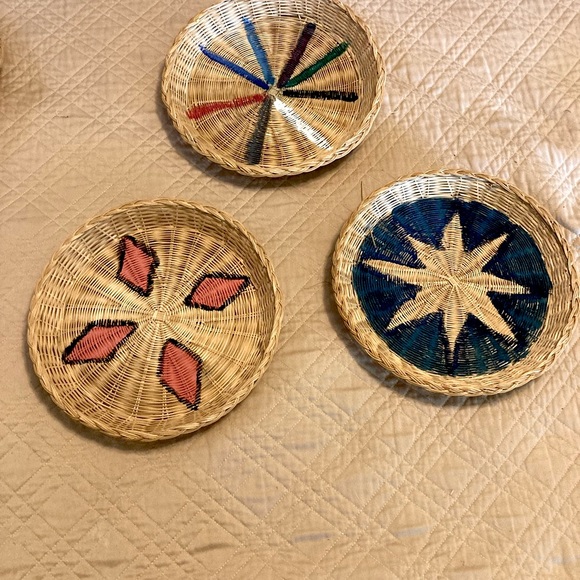 Boho Bohemian Wall Decor Wicker Plates 9.75" Diameter each Set of 3 - Picture 7 of 10